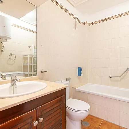 Parque Albatros 411a Wifi Pool Apartment San Miguel de Abona